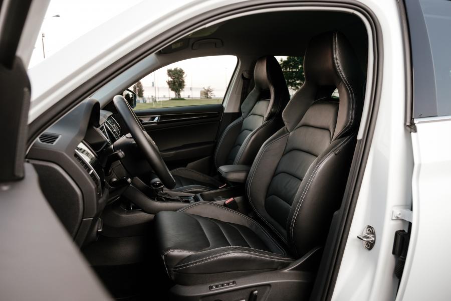 Интерьер Skoda Kodiaq 4x4 2017 года  (CIS) (фото 10 из 40)